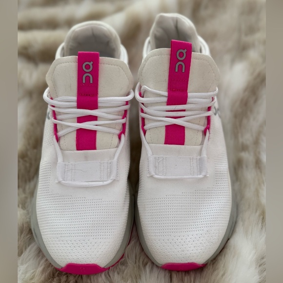 On Cloud Cloudnova Barbie - Picture 5 of 7